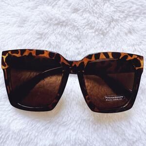 Liora Tortoise Brown Oversized Bold Sunglasses